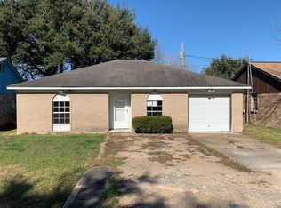 304 Rorem Ave, Palacios, TX 77465