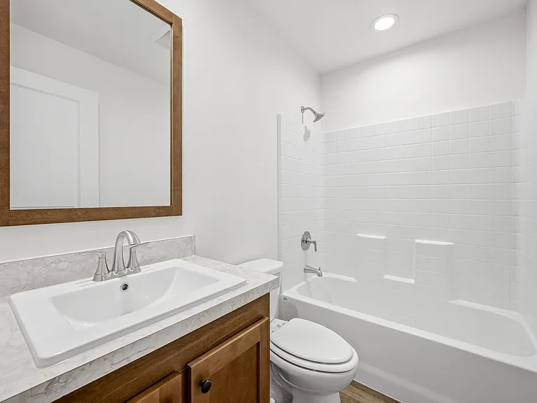 1445 Elm St — Photo 16