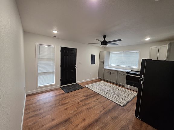 5th image of 3182 Badger Rd