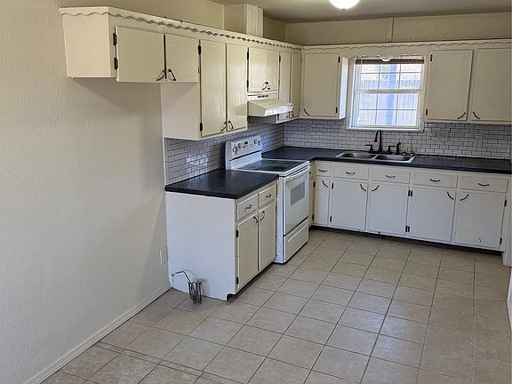 3rd image of 21797 S Ginger Dr