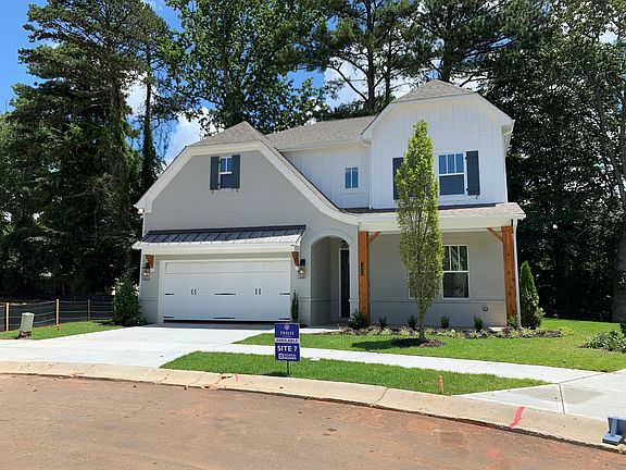 The Alston at Twelve Oaks