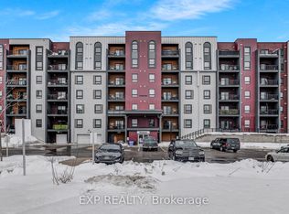 4 Spice Way #101, Barrie, ON L9J0M2