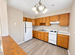908 W Lake Ave, New Carlisle, OH 45344