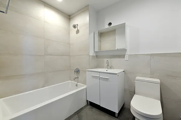 Rented by HCO NY | media 19