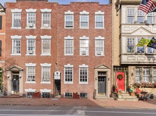 623 Pine St APT 3R, Philadelphia, PA 19106