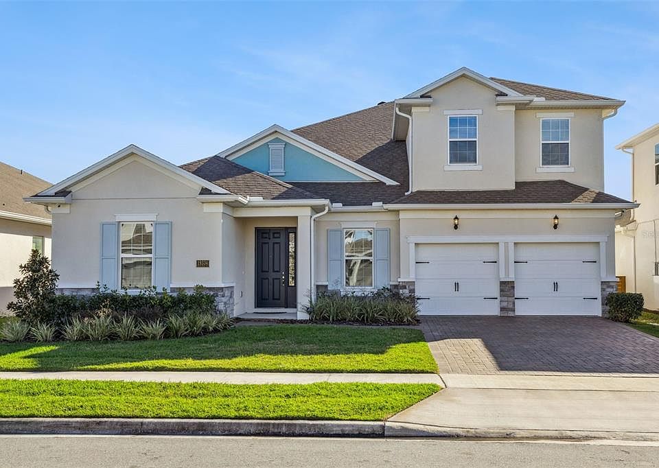 1st image of 19334 Banfield Pl