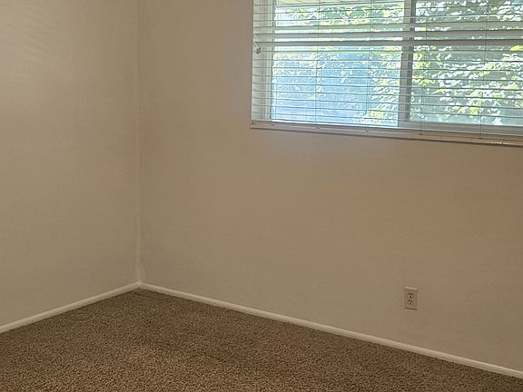 5th image of 333 S 150 W #1