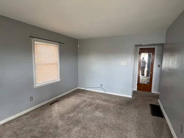 2530 Beulah Rd, Columbus, OH 43211