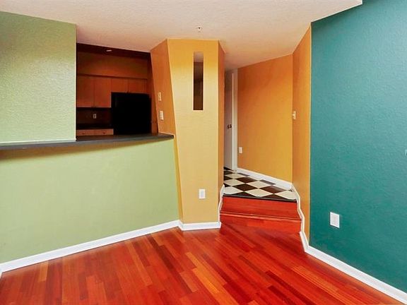 5th image of 2320 W Azeele St Unit 326
