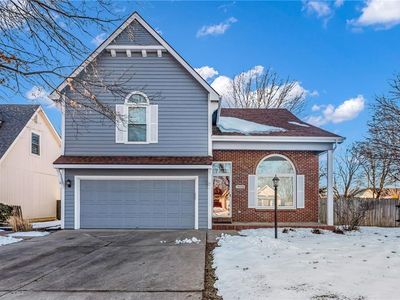 1800 Carmel Dr, Lawrence, KS, 66047