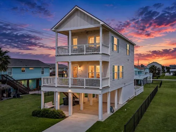 4219 Grayson Dr, Galveston, TX 77554