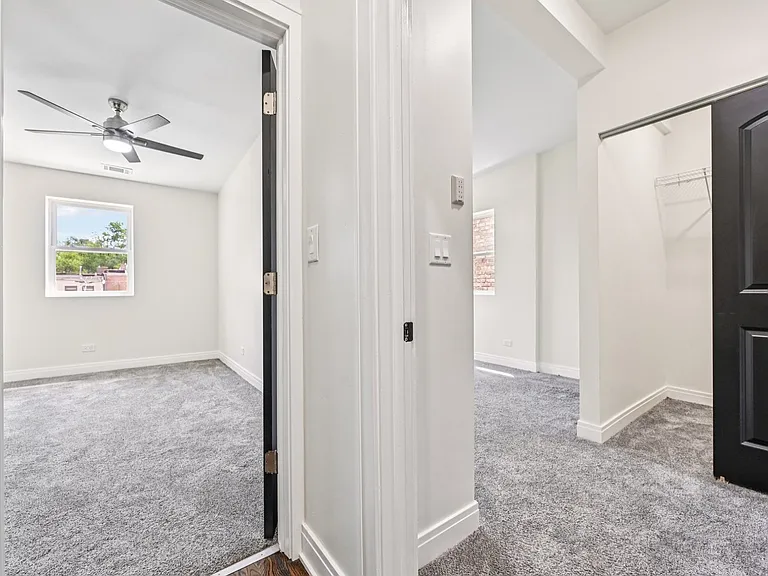 6547 S Langley Ave — Photo 16