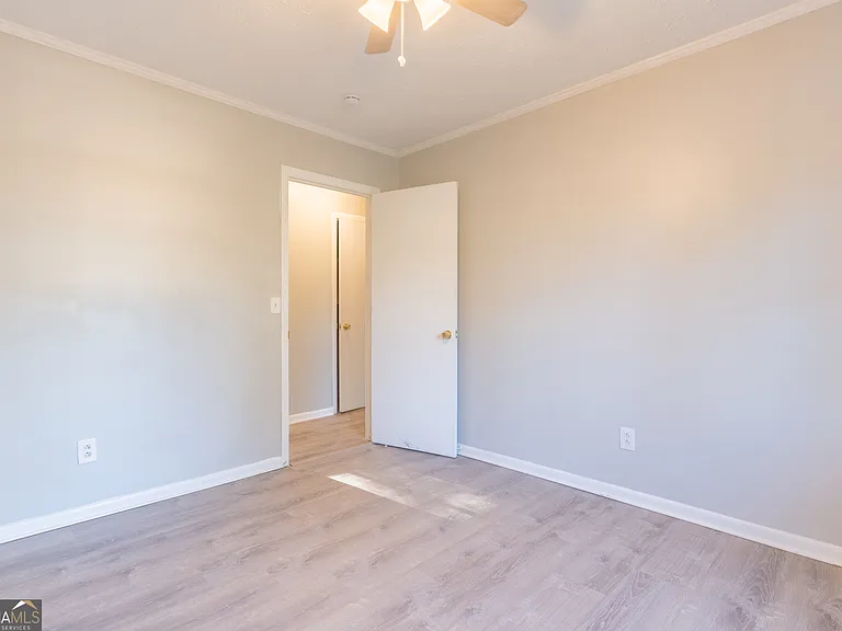 2290 Pinetree Ln NE — Photo 25