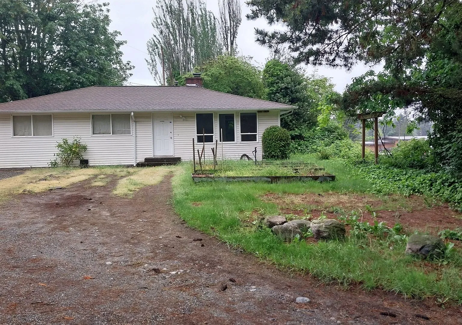 Charming 3BR/2BA Home Minutes to Sea-Tac Airport — Photo 1