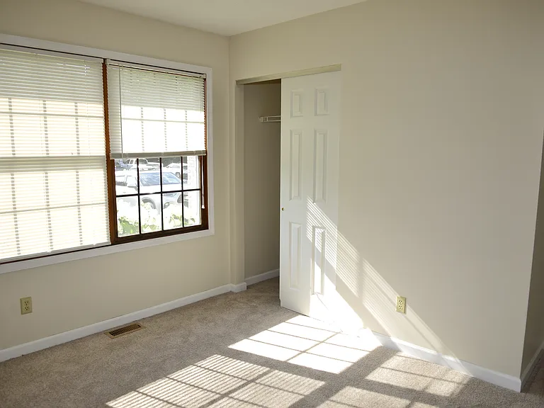 Third (Front) Bedroom, Closet