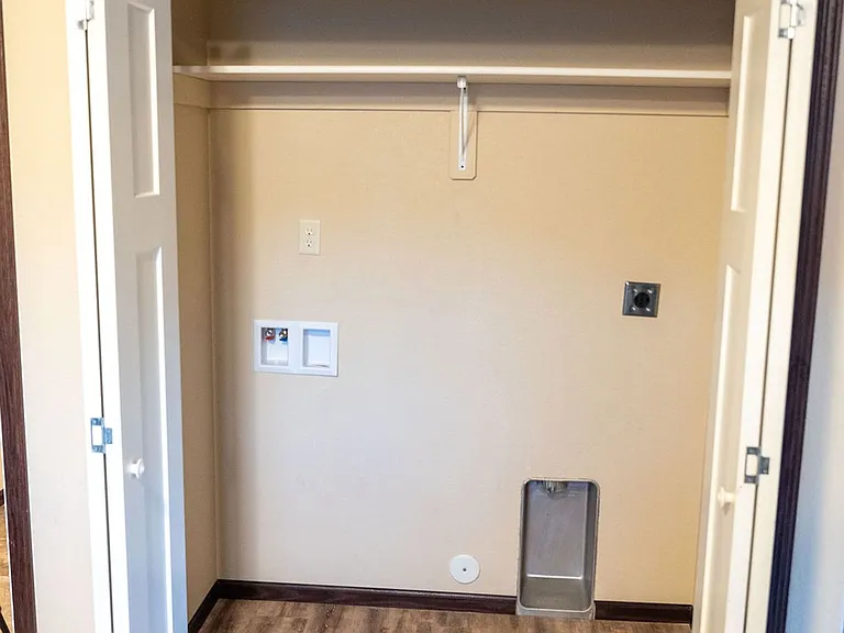 7050 Freedom Ln — Photo 14