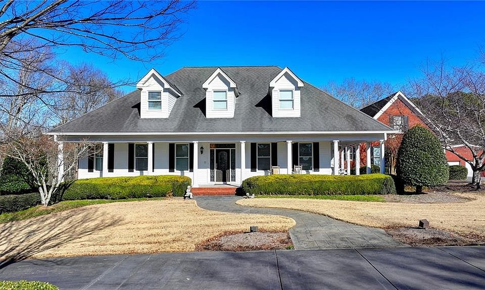 1st image of 1450 Knight Cir