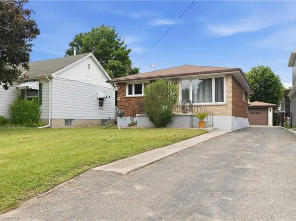 398 Sheridan St, Brantford, ON N3S 4S4