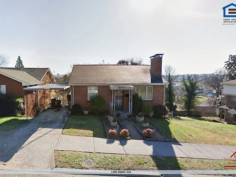1506 Exeter Ave — Photo 1