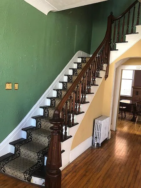 8 bed, 1500 sqft, $600 — Photo 2