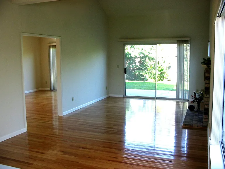Mary Caroline Dr — Photo 10