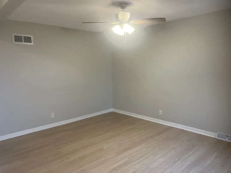 Large updated whole unit!