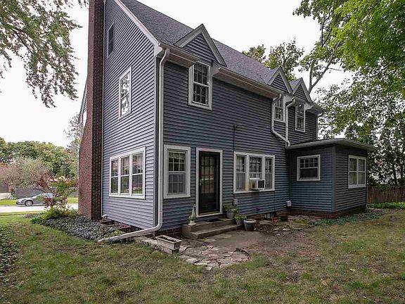 4th image of 218 Harper Ave