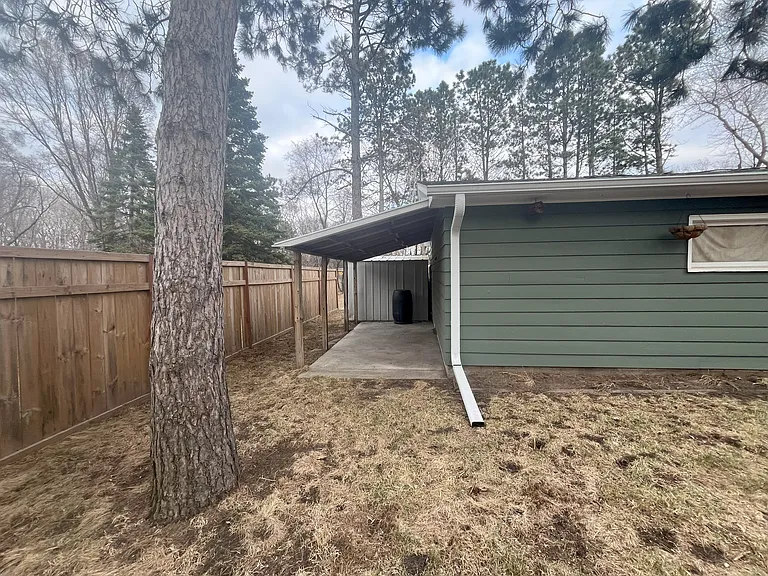 2451 Sherwood Rd — Photo 12