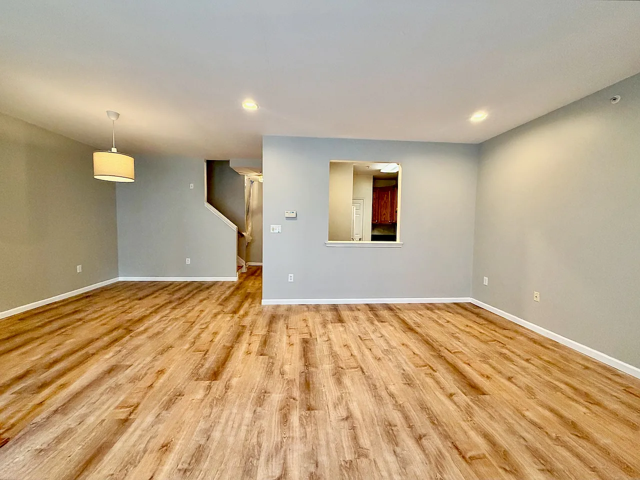 2 bed, 2.5 bath, 1491 sqft, $3,300 — Photo 4