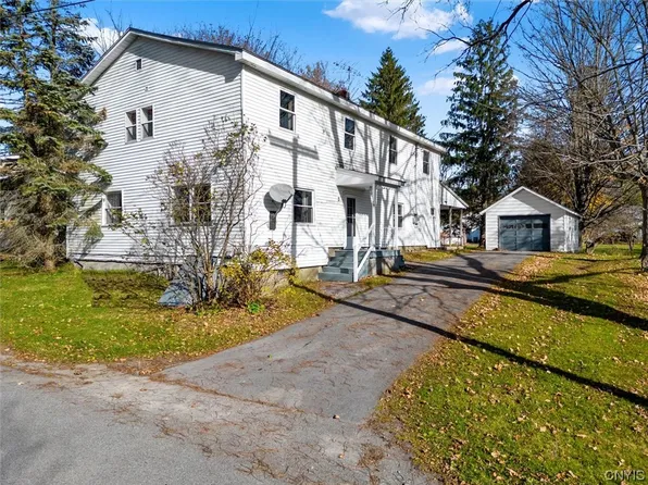 19 Mill St, Morrisville, NY 13408