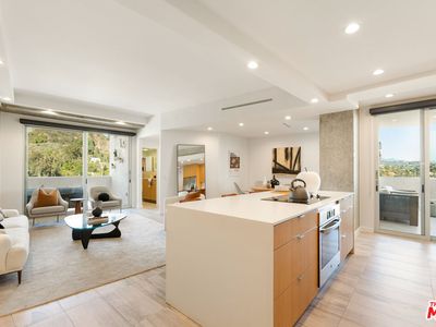 7250 Franklin Ave UNIT 1101, Los Angeles, CA, 90046