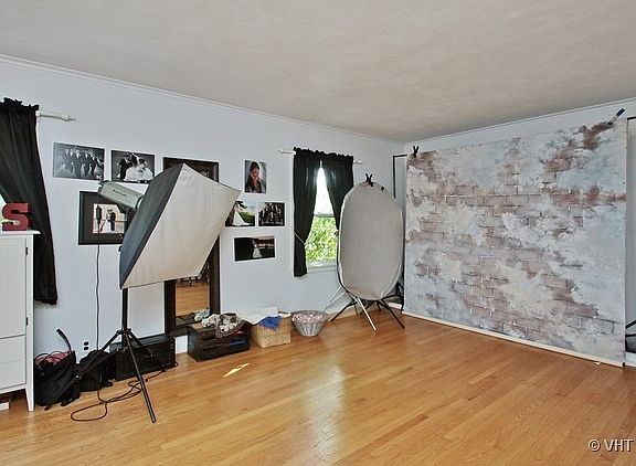 2nd image of 38575 N Lewis Ave