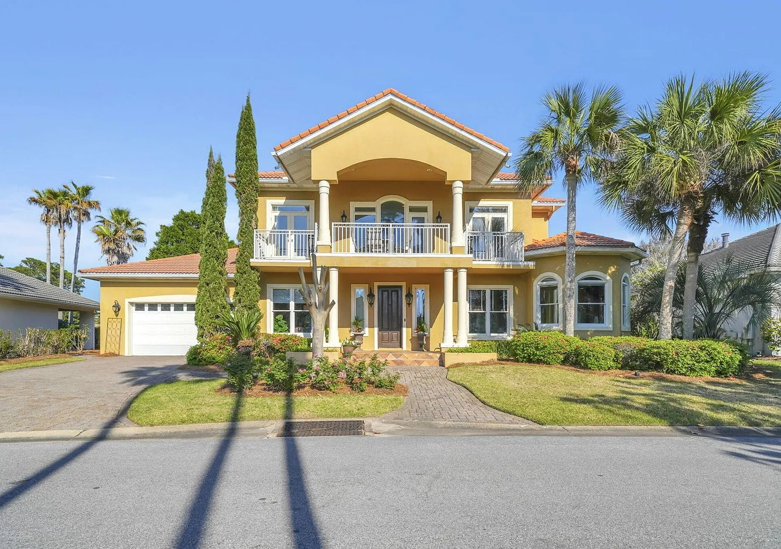 Waterfront Mediterranean Home in Gated Bluewater Bay Community! — Photo 1