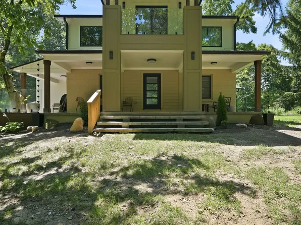 7980 Royal Ave, Zionsville, IN 46077