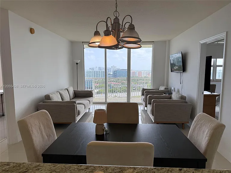 19501 W Country Club Dr #1705 — Photo 9