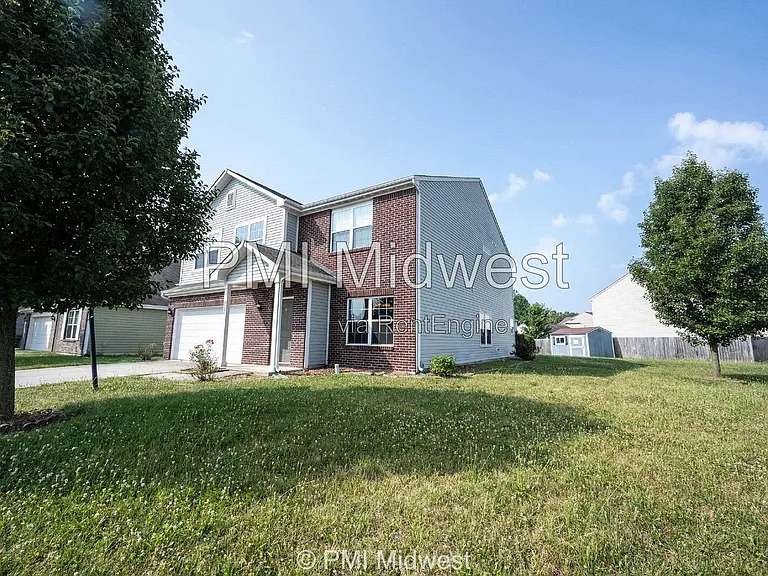 2526 Copper Hill Dr — Photo 2