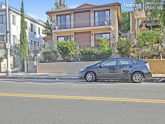 2nd image of 1140 Echo Park Ave