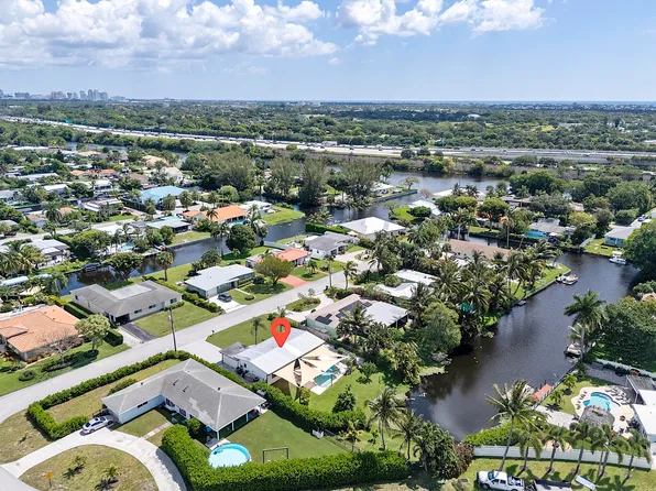 1510 Carandis Circle, Lake Clarke Shores, FL 33406