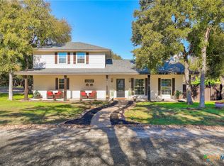 600 Whispering Oaks Dr, Salado, TX 76571
