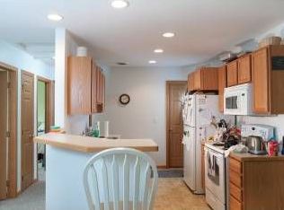 542 Cherry Ln, Roberts, WI 54023