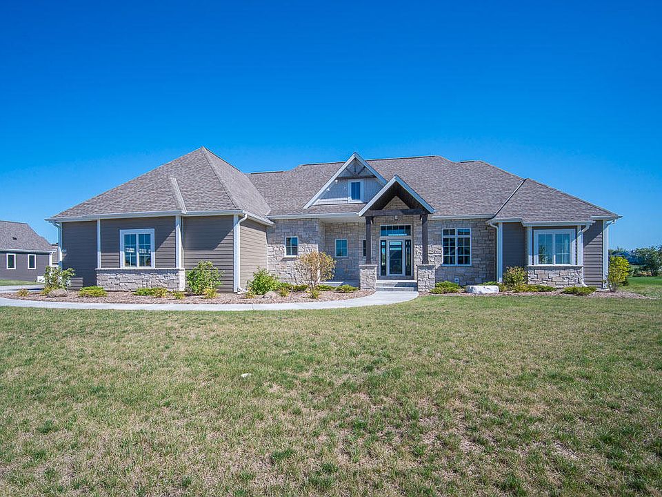 2nd image of 1653 Whistling Hill Cir