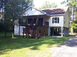 94 River Rd, Midway, GA 31320