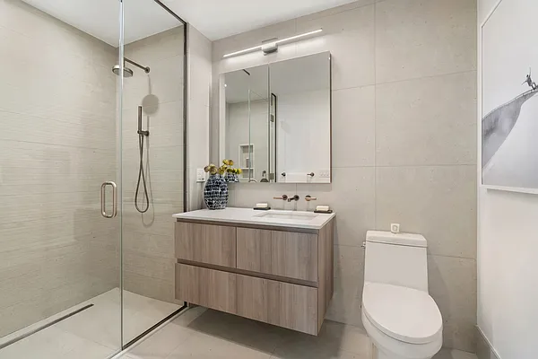 Sold by MNS | media 7