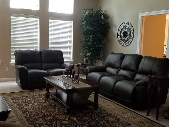 5th image of 835 Earhart Ave