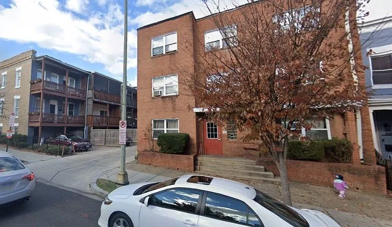 1023 Fairmont St NW #301 — Photo 3