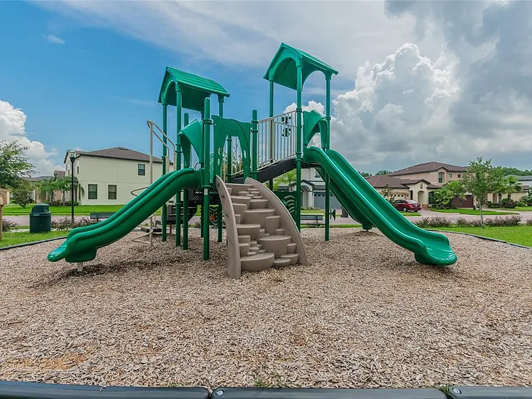 11027 Tahiti Isle Ln — Photo 63
