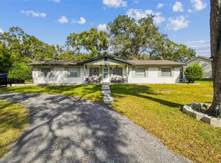 25309 Carnoustie Dr, Mount Plymouth, FL 32776