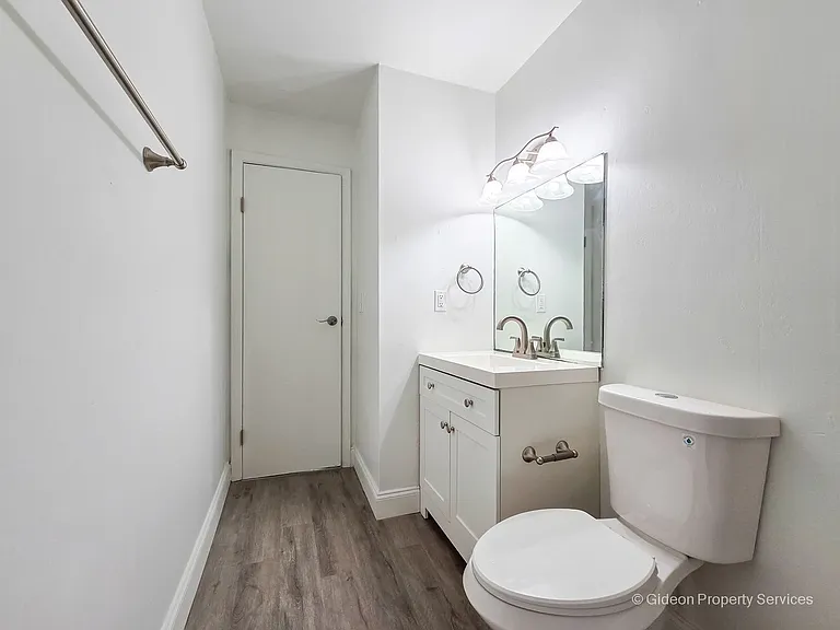 711 SW 75th St #106 — Photo 33