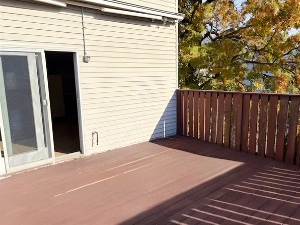 14 Monterey Avenue image 22 of 23