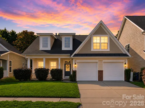 1022 Fleming Ln, Matthews, NC 28104